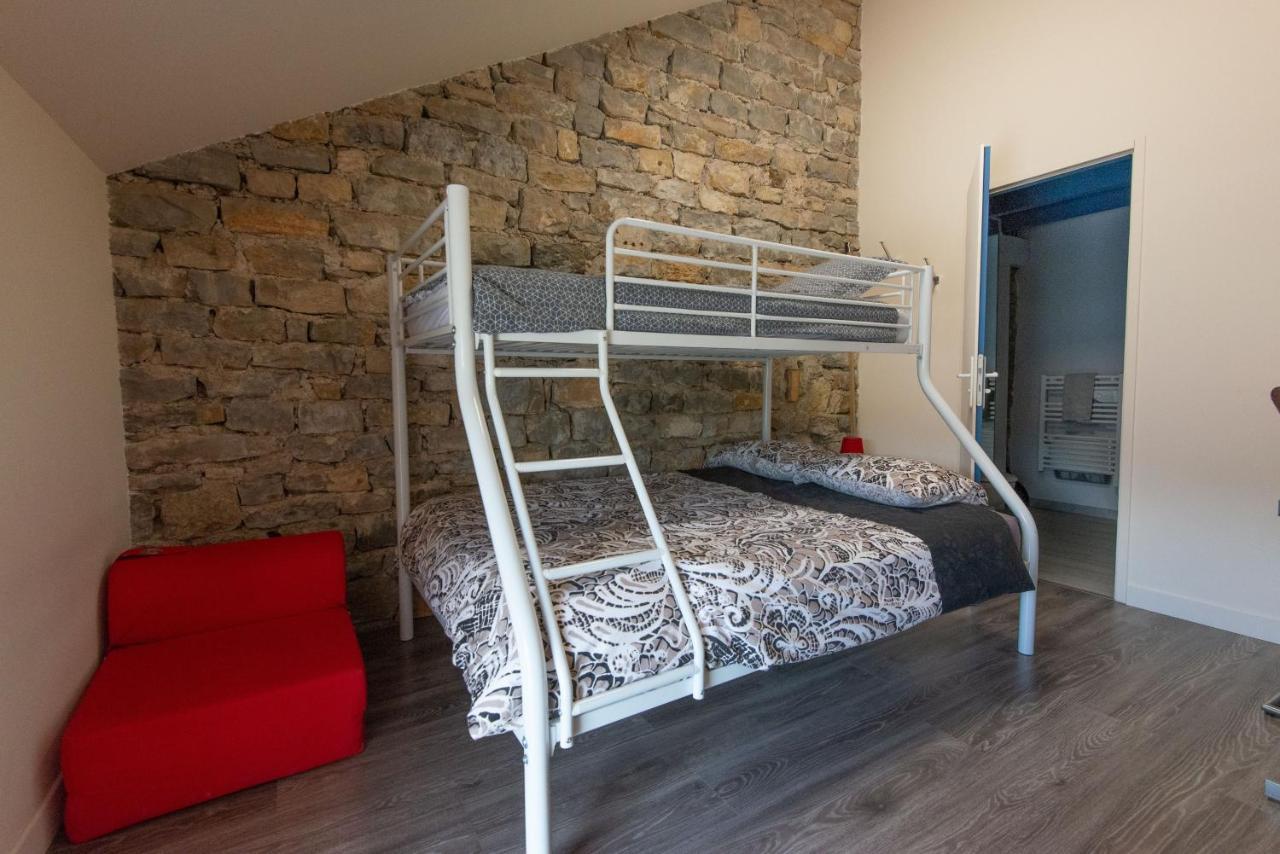 Gite L'Atelier De Tournerie Montigny-sur-l'Ain Exterior foto