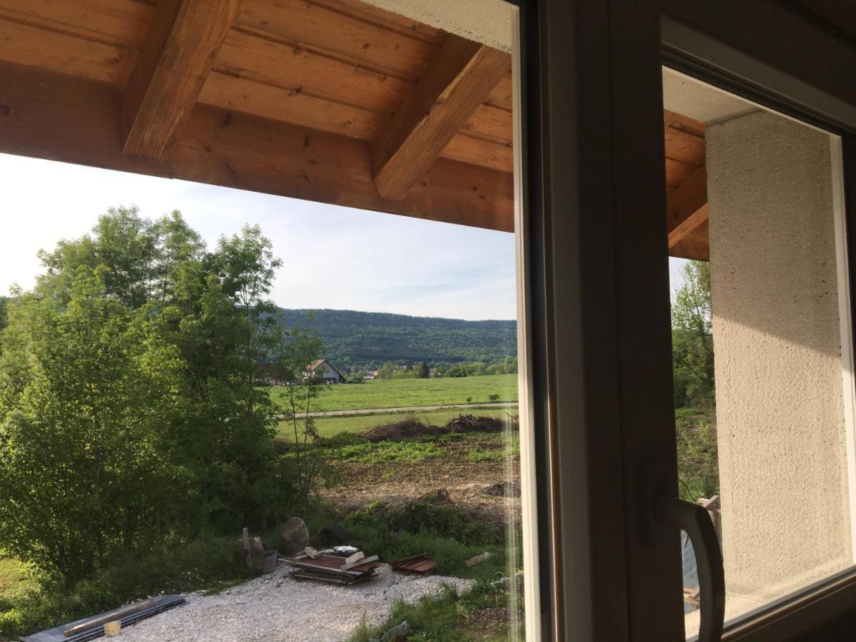 Gite L'Atelier De Tournerie Montigny-sur-l'Ain Exterior foto